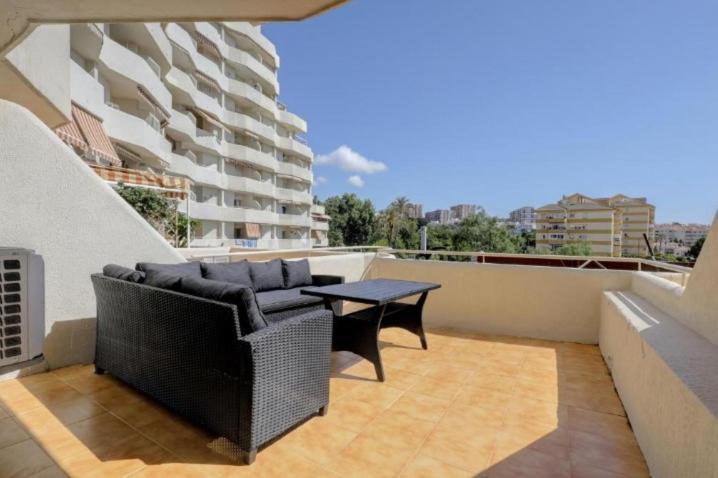 El Estudio De La Playa Benalbeach 324 Gran Terraza Vistas Al Mar Benalmádena Buitenkant foto