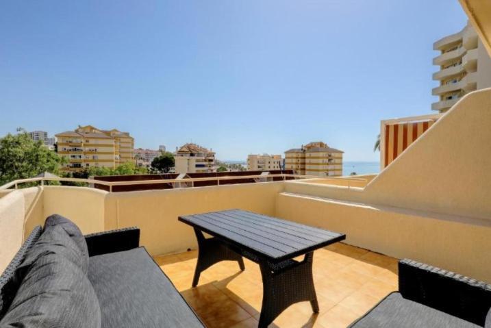 El Estudio De La Playa Benalbeach 324 Gran Terraza Vistas Al Mar Benalmádena Buitenkant foto