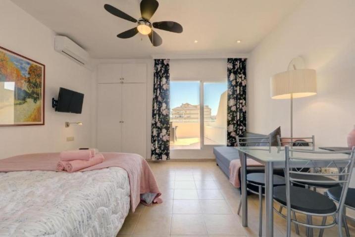 El Estudio De La Playa Benalbeach 324 Gran Terraza Vistas Al Mar Benalmádena Buitenkant foto